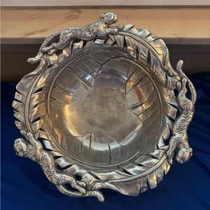 Elegant Author Court Aluminum Bowl with Leopard Accents